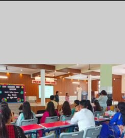 Apollo International School