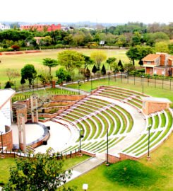 SelaQui International School